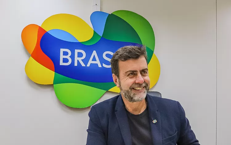 Marcelo Freixo, presidente da Embratur, comemora a marca histórica do turismo internacional em 2023 Foto: Renato Vaz/Embratur