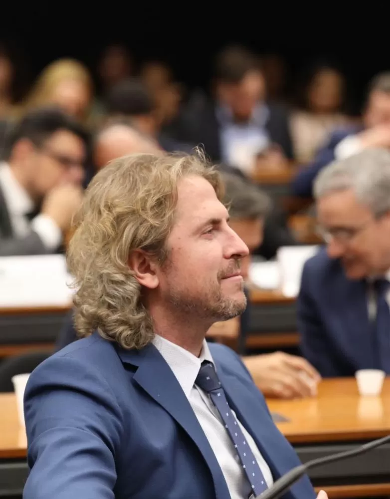 CMO aprova por unanimidade parecer de Zeca Dirceu que prevê mais R$ 308 milhões para atender Rio Grande do Sul