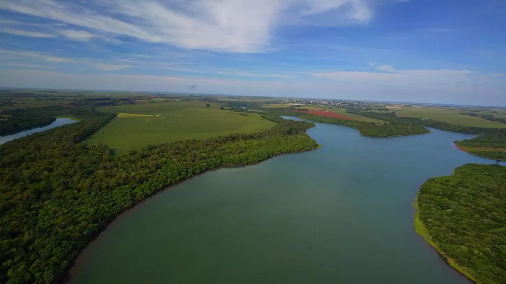 Parceria entre Itaipu e Embrapa vai contribuir com a prevenção de catástrofes climáticas no PR